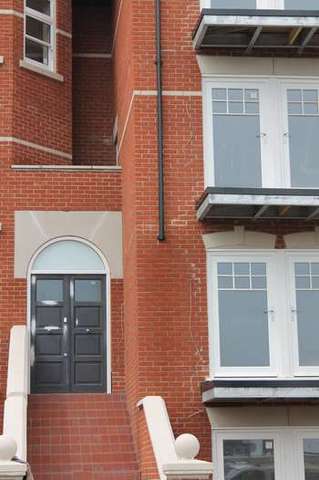  Image of 2 Bedroom Flat  For Sale at Southsea Hampshire, PO4 0QJ