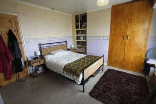  Image of 2 Bedroom Detached  For Sale at Spring Hall Gardens  Halifax, HX2 0BT