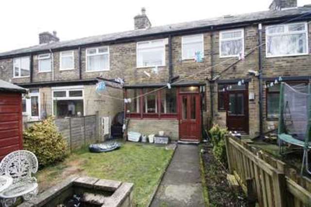  Image of 2 Bedroom Detached  For Sale at Spring Hall Gardens  Halifax, HX2 0BT