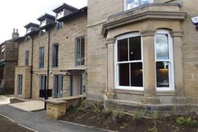  Image of 1 Bedroom Flat  To Rent at Pudsey, LS28 7UB