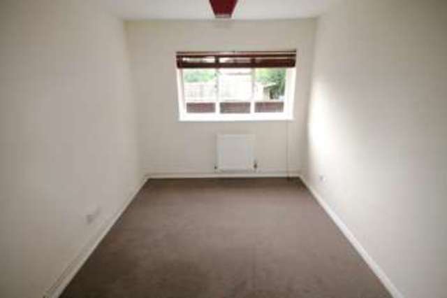  Image of 2 Bedroom Ground Flat  For Sale at Southend Road Beckenham Kent, BR3 1SH