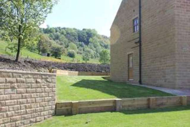  Image of 4 Bedroom Semi-Detached  For Sale at Oxenhope Keighley Oxenhope, BD22 9HR
