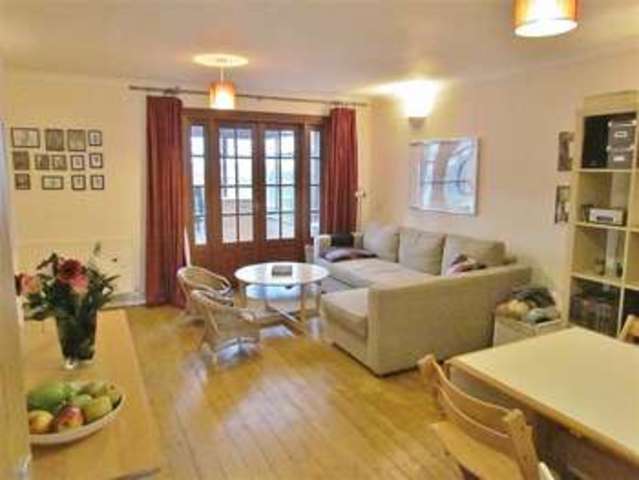  Image of 3 Bedroom Semi-Detached  To Rent at Abingdon, OX14 2NF