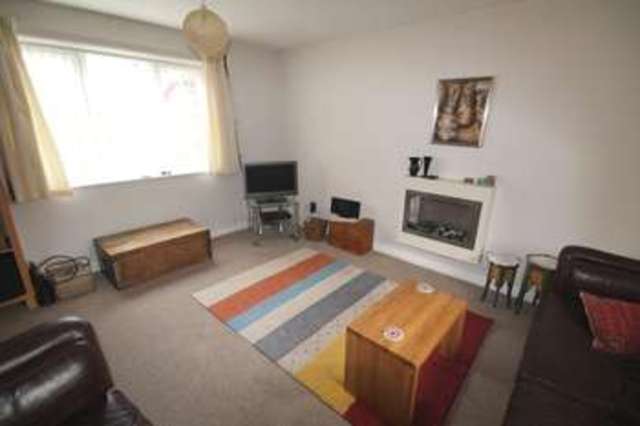  Image of 3 Bedroom Town House  For Sale at Melbourne Melbourne Derbyshire, DE73 8GL