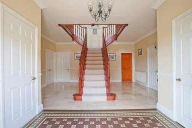  Image of 5 Bedroom Detached  For Sale at Wootton  Abingdon, OX13 6BQ