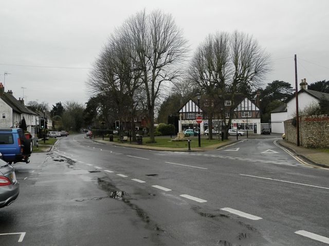  Image of 3 Bedroom Flat  For Sale at The Square Angmering Village Angmering, BN16 4EF