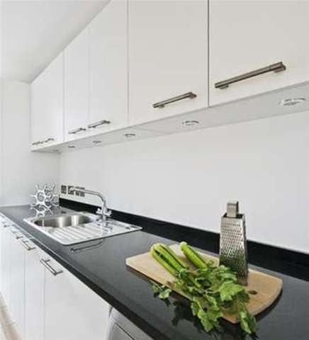  Image of 1 Bedroom Flat  For Sale at Tulse Hill, SE21 8JB