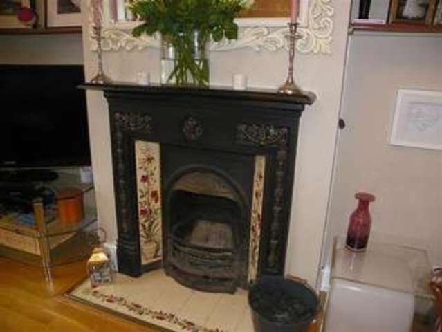  Image of 4 Bedroom Semi-Detached  For Sale at Wargrave  Reading, RG10 8AE