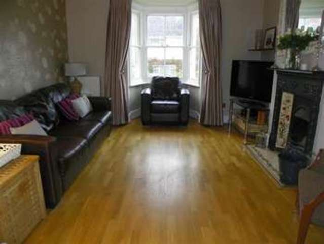  Image of 4 Bedroom Semi-Detached  For Sale at Wargrave  Reading, RG10 8AE