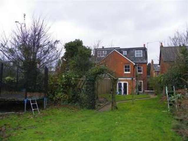  Image of 4 Bedroom Semi-Detached  For Sale at Wargrave  Reading, RG10 8AE