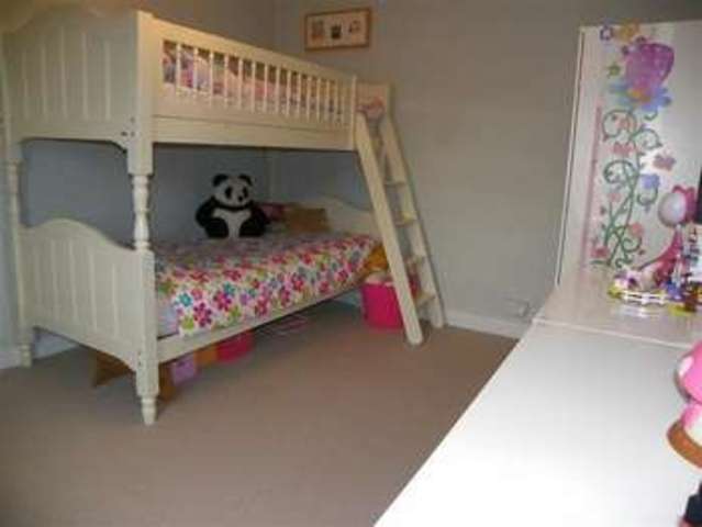  Image of 4 Bedroom Semi-Detached  For Sale at Wargrave  Reading, RG10 8AE