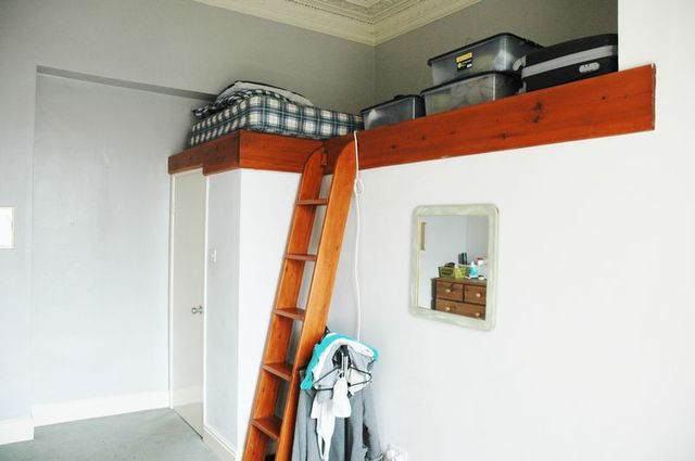  Image of 2 Bedroom Flat  For Sale at Clifton Clifton Bristol, BS8 3DF