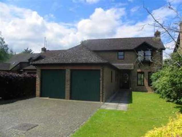  Image of 4 Bedroom Detached  For Sale at Ruscombe  Reading, RG10 9PF