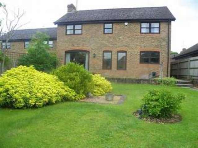  Image of 4 Bedroom Detached  For Sale at Ruscombe  Reading, RG10 9PF