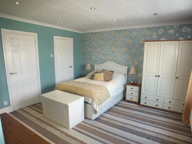  Image of 4 Bedroom Detached  For Sale at Hakin Milford Haven Milford Haven, SA73 3PE
