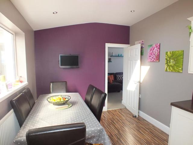  Image of 4 Bedroom Detached  For Sale at Hakin Milford Haven Milford Haven, SA73 3PE