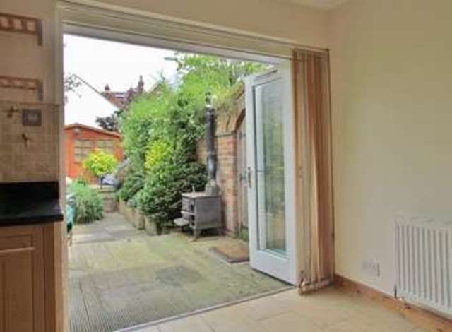  Image of 3 Bedroom Town House  To Rent at Abingdon, OX14 5BP