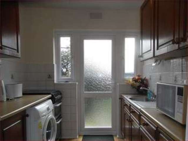  Image of 3 Bedroom Terraced  For Sale at Westcombe Drive  Barnet, EN5 2BE