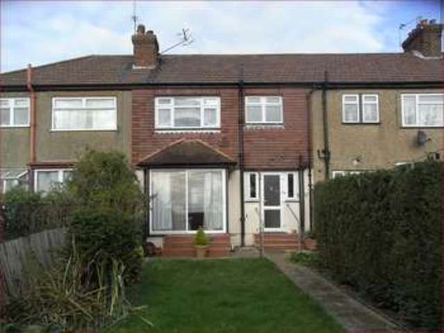  Image of 3 Bedroom Terraced  For Sale at Westcombe Drive  Barnet, EN5 2BE