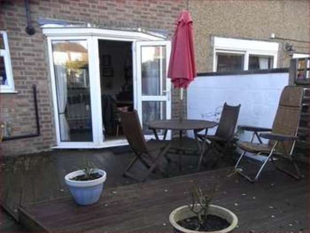  Image of 3 Bedroom Semi-Detached  For Sale at Western Way  Barnet, EN5 2BU