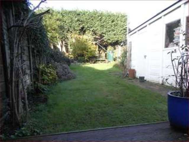  Image of 3 Bedroom Semi-Detached  For Sale at Western Way  Barnet, EN5 2BU