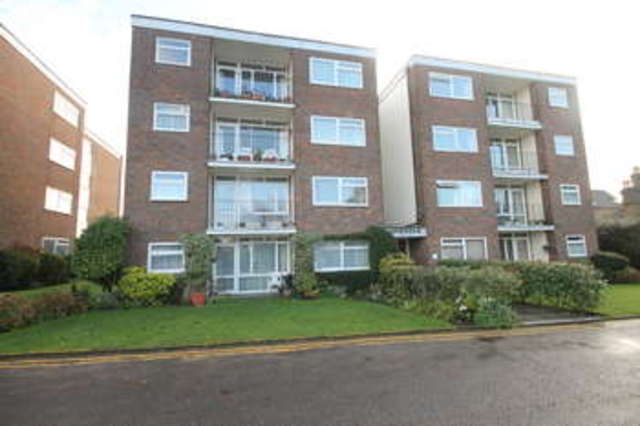  Image of 1 Bedroom Flat  To Rent at Beckenham Kent Beckenham, BR3 5DY