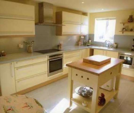  Image of 5 Bedroom Detached  To Rent at Milton, OX14 4EG