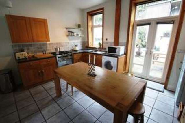  Image of 2 Bedroom Terraced  To Rent at Woodside View Greetland Halifax, HX4 8BP