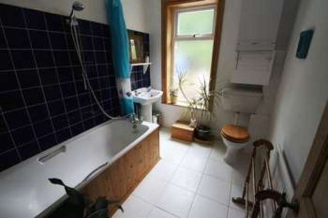  Image of 2 Bedroom Terraced  To Rent at Woodside View Greetland Halifax, HX4 8BP