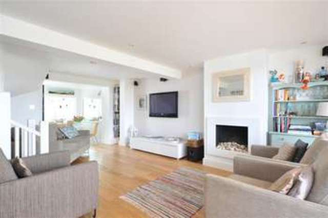  Image of 4 Bedroom End Of Terrace  For Sale at Seaway Cottage  Whitstable, CT5 1EQ