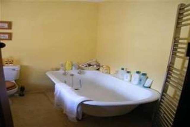  Image of 4 Bedroom Detached  To Rent at Exeter, EX5 2EX