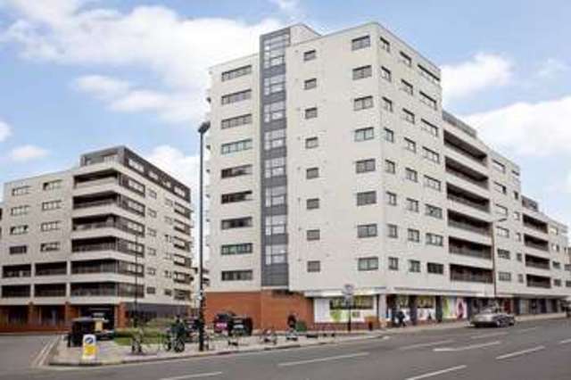  Image of 1 Bedroom Apartment to rent at Cottage Road  London, N7 8TP