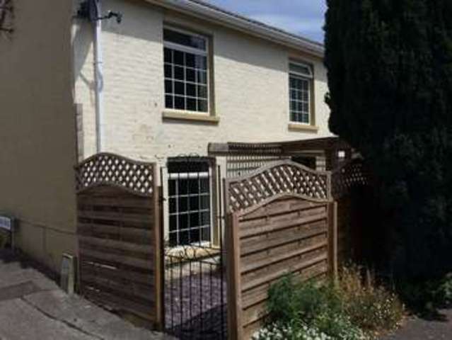  Image of 2 Bedroom Cottage for sale at Midland Road  Bournemouth, BH9 1PA