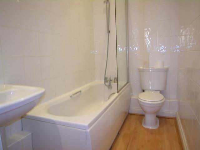  Image of 1 Bedroom Flat to rent at Bournemouth, BH1 1PD