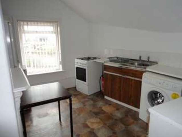  Image of 2 Bedroom Flat to rent at Newcastle Road  Sunderland, SR5 1JA