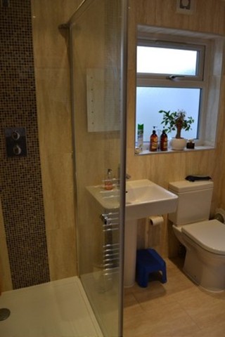  Image of 5 Bedroom End of Terrace to rent at Arandora Cresent Chadwell Heath Essex, RM6 4SR