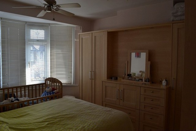  Image of 5 Bedroom End of Terrace to rent at Arandora Cresent Chadwell Heath Essex, RM6 4SR