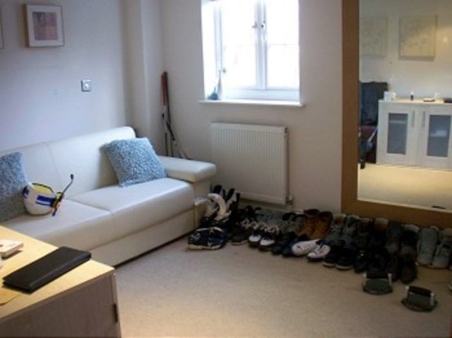  Image of 3 Bedroom Detached to rent at Arundel Drive  Borehamwood, WD6 2NJ