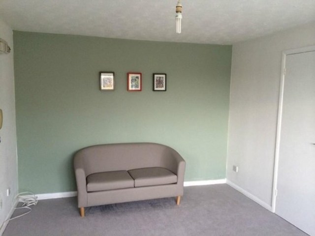  Image of Flat to rent at BLACKSMITH CLOSE  CHADWELL HEATH, RM6 4XE