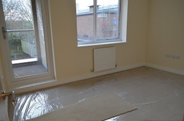  Image of 2 Bedroom Flat to rent at Bowes Road  Arnos Grove, N11 1BA