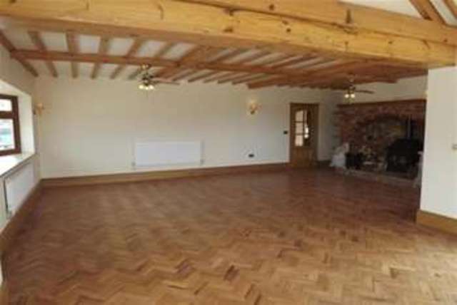  Image of 4 Bedroom Detached to rent at Burton-on-Trent, DE15 0QS