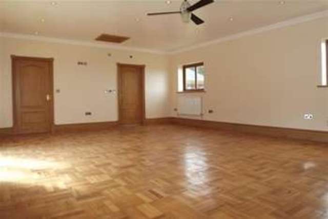  Image of 4 Bedroom Detached to rent at Burton-on-Trent, DE15 0QS