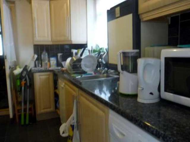  Image of 3 Bedroom Terraced to rent at Caulfield Road  London, E6 2DJ