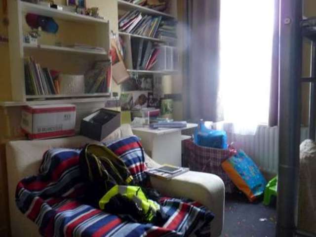  Image of 3 Bedroom Terraced to rent at Caulfield Road  London, E6 2DJ
