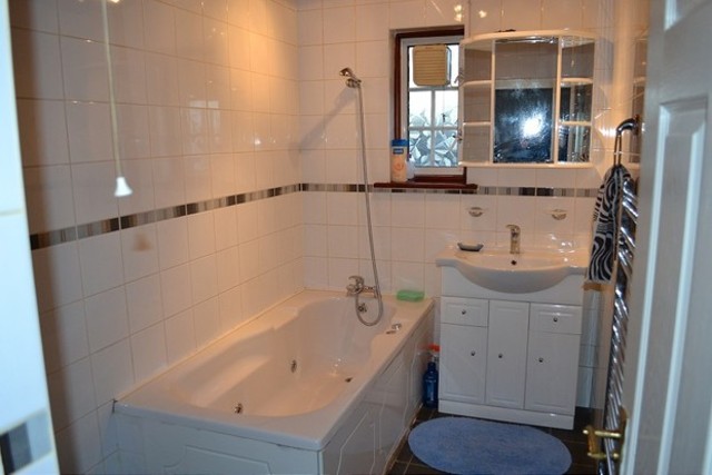  Image of 4 Bedroom End of Terrace to rent at Chadwell Heath Lane  Chadwell Heath, RM6 4NP