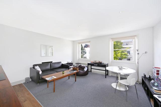  Image of 1 Bedroom Flat to rent at Chepstow Road  London, W2 5BE