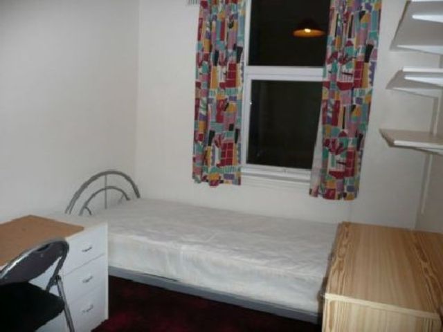  Image of 5 Bedroom House Share to rent at Selly Oak West Midlands Selly Oak, B29 7AU