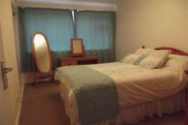  Image of 3 Bedroom Detached to rent at Dover, CT15 5EW