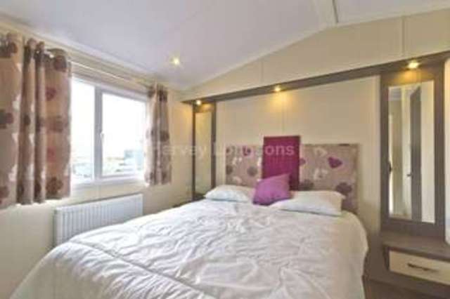  Image of 3 Bedroom Detached for sale at Dymchurch Romney Marsh, TN29 0JX