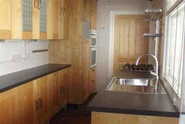  Image of 3 Bedroom Terraced to rent at Redditch, B98 8EZ